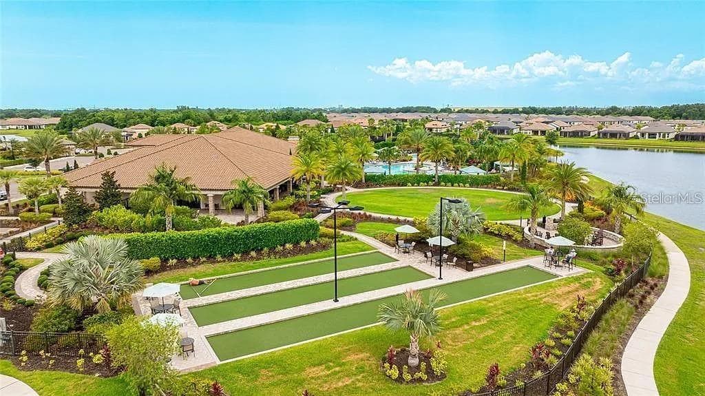 Single Family Residence at 5229 CASERTA CT, PALMETTO, photo 46 of 48