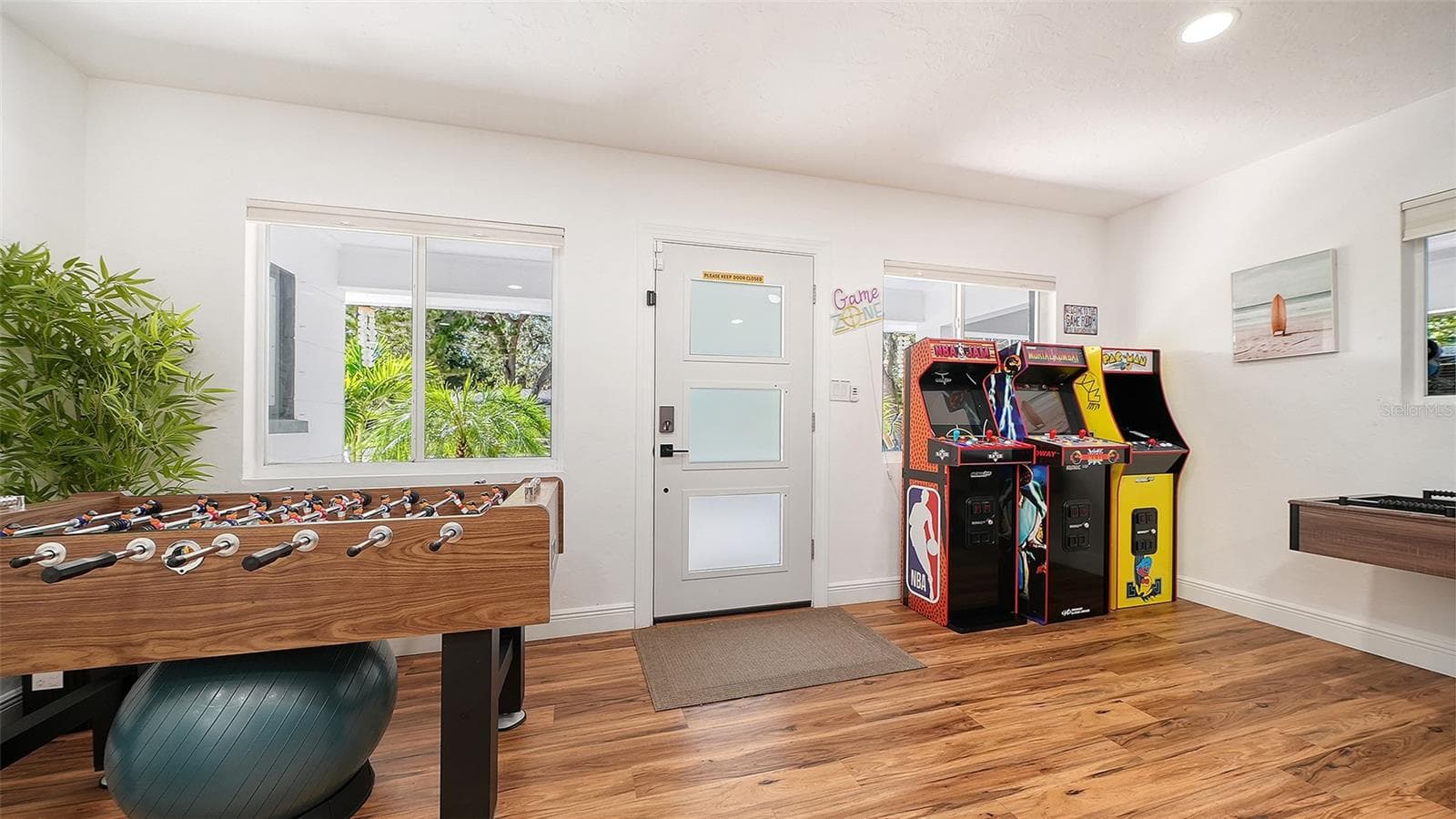 Single Family Residence at 2375 DATURA ST, SARASOTA, photo 9 of 60