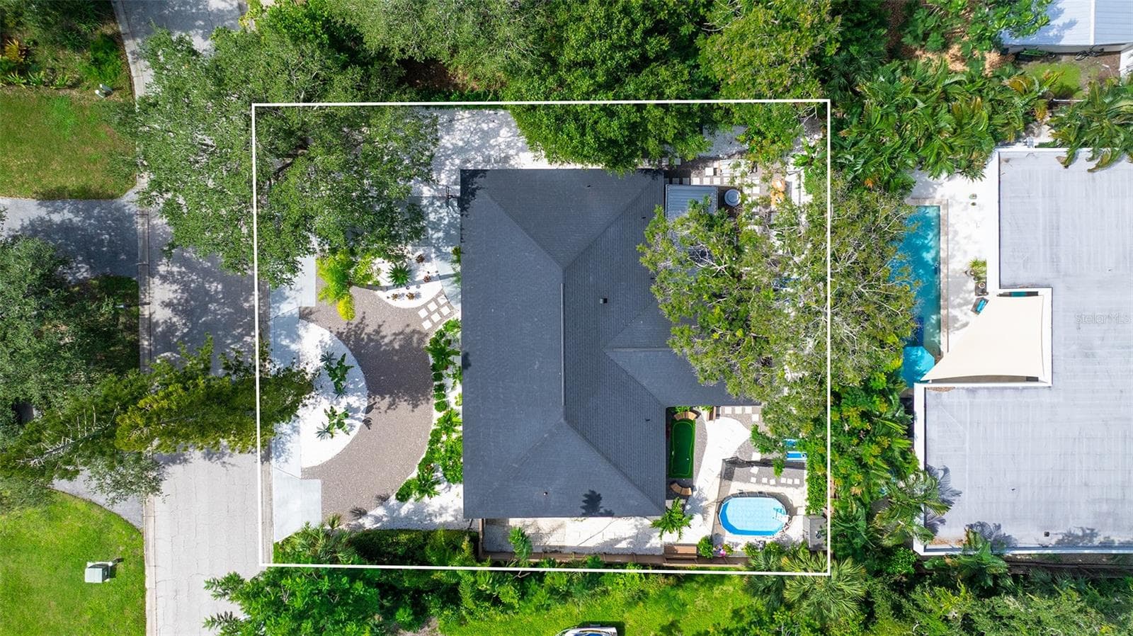 Single Family Residence at 2375 DATURA ST, SARASOTA, photo 48 of 60