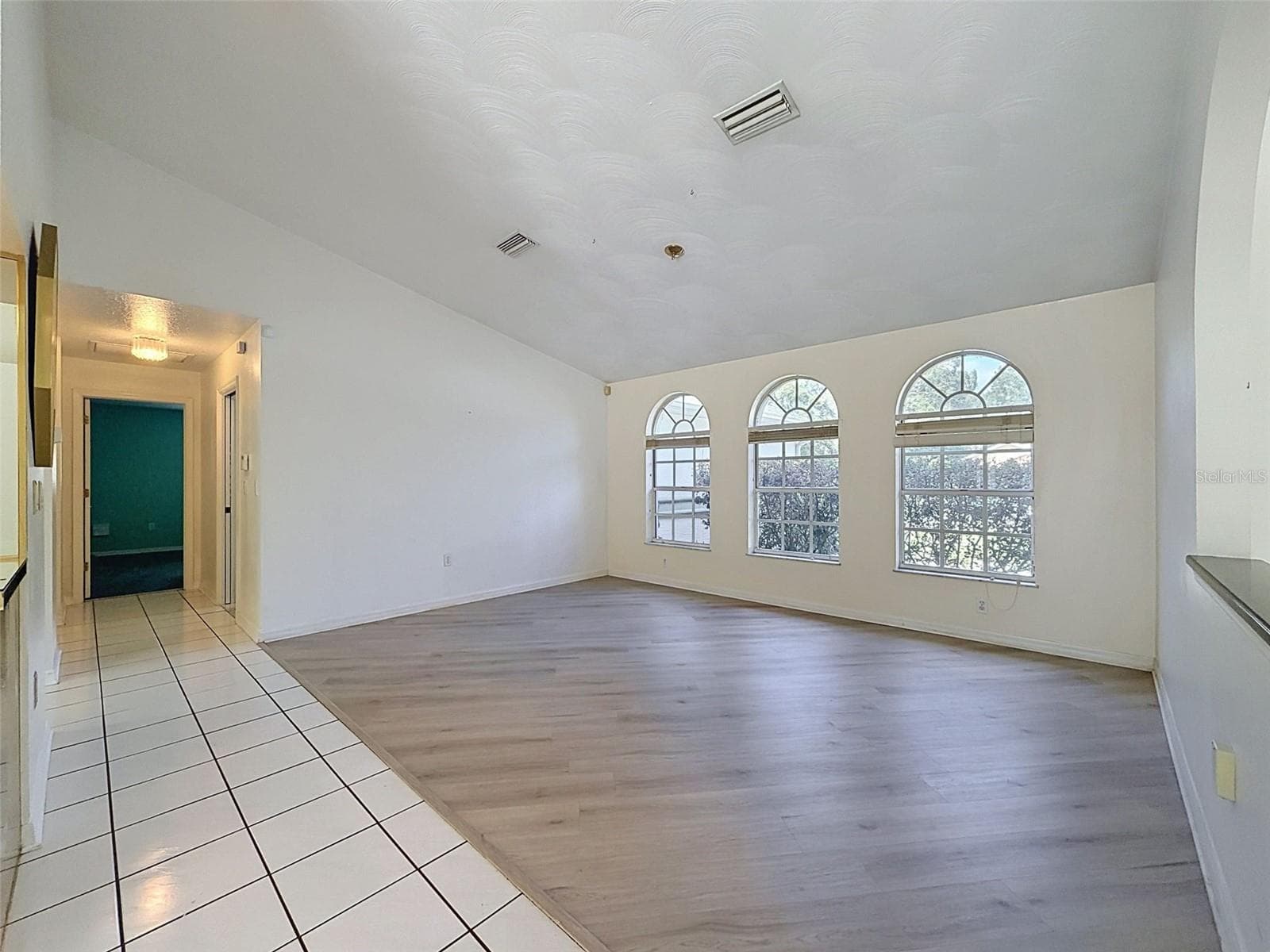 Single Family Residence at 10074 SLEEPY WILLOW CT, SPRING HILL, photo 10 of 84