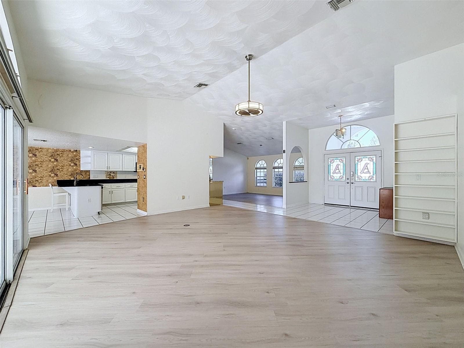 Single Family Residence at 10074 SLEEPY WILLOW CT, SPRING HILL, photo 18 of 84