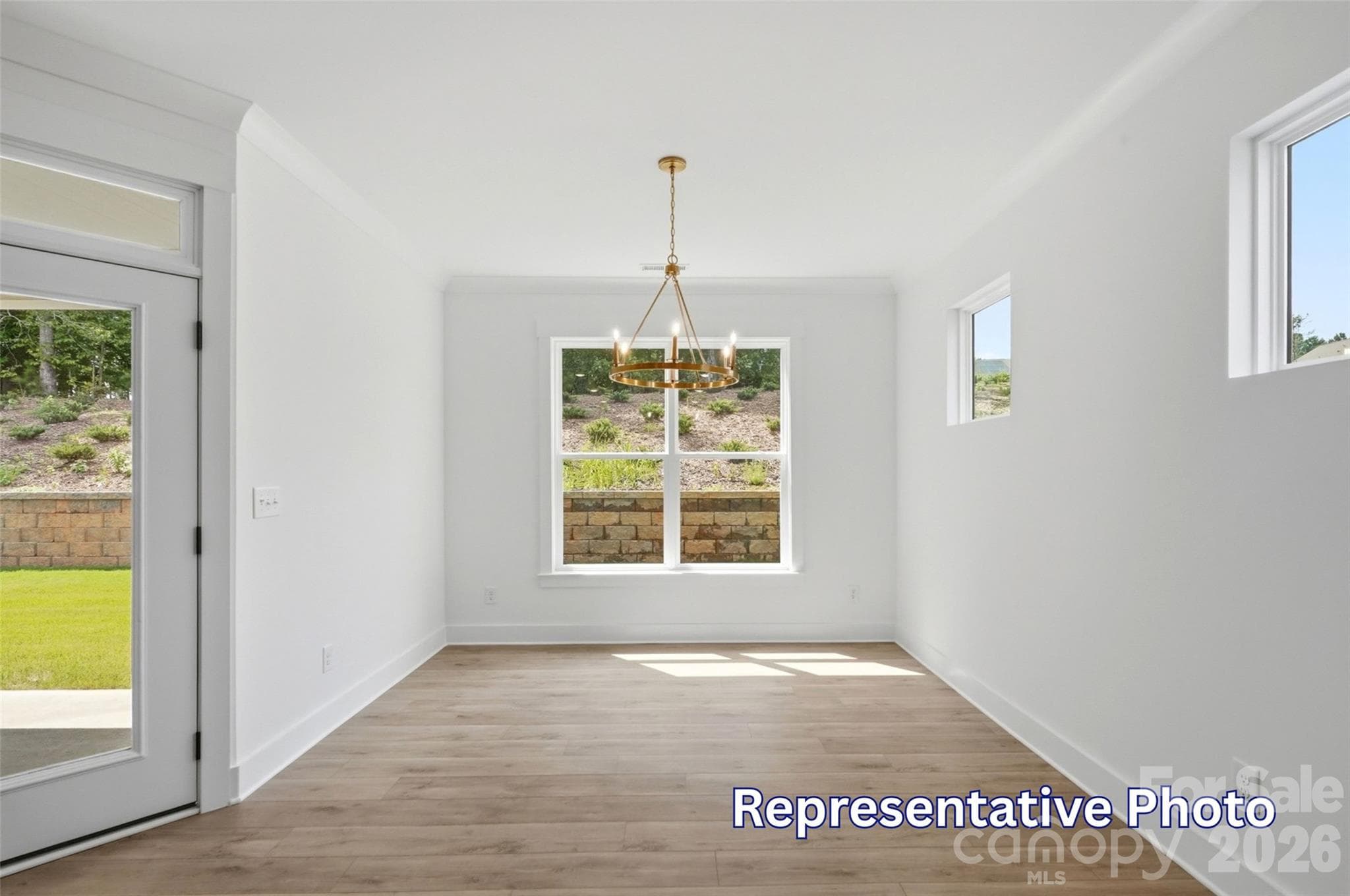 Breakfast Area - 4500 Blue Mound Court, Stanley