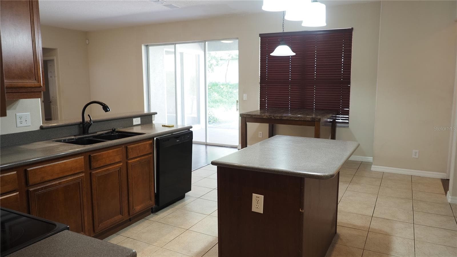Single Family Residence at 278 HUNT ST, CLERMONT, photo 5 of 26