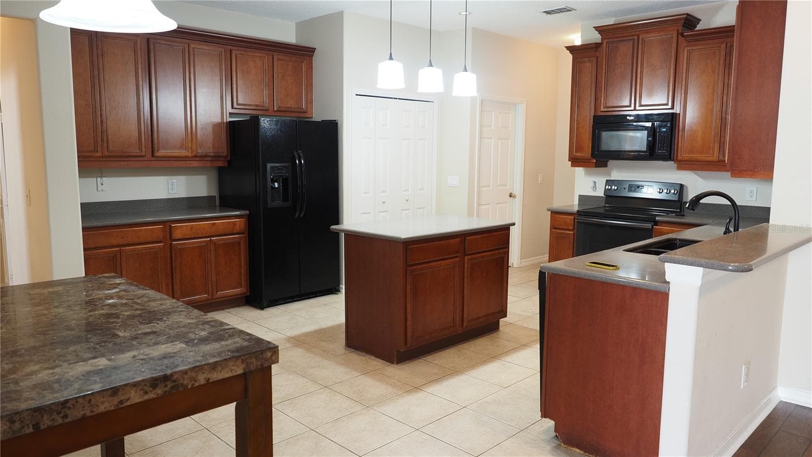 Single Family Residence at 278 HUNT ST, CLERMONT, photo 6 of 26