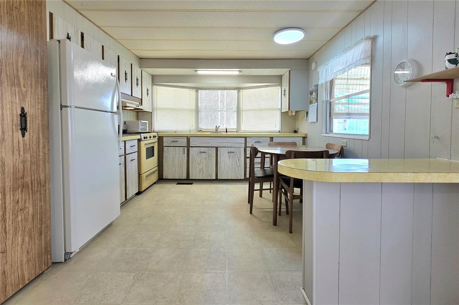Mobile Home at 5503 BARBARA ST, ZEPHYRHILLS, photo 13 of 56