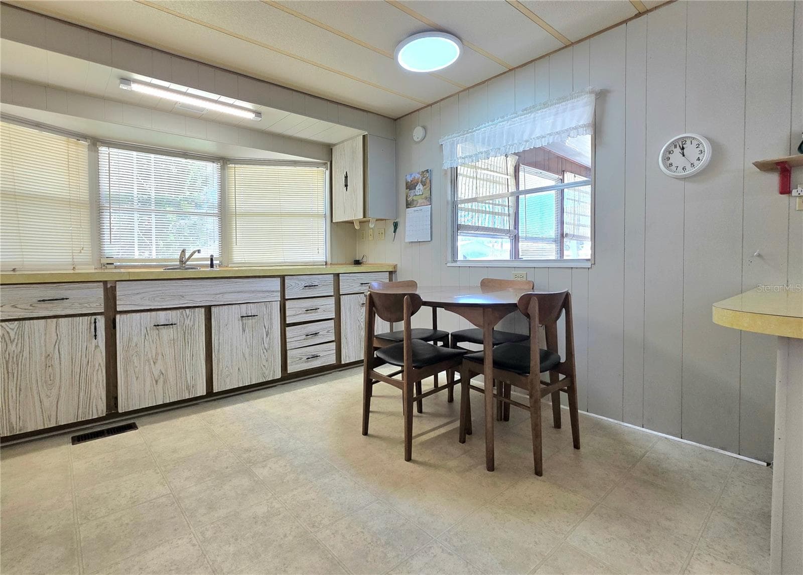 Mobile Home at 5503 BARBARA ST, ZEPHYRHILLS, photo 14 of 56