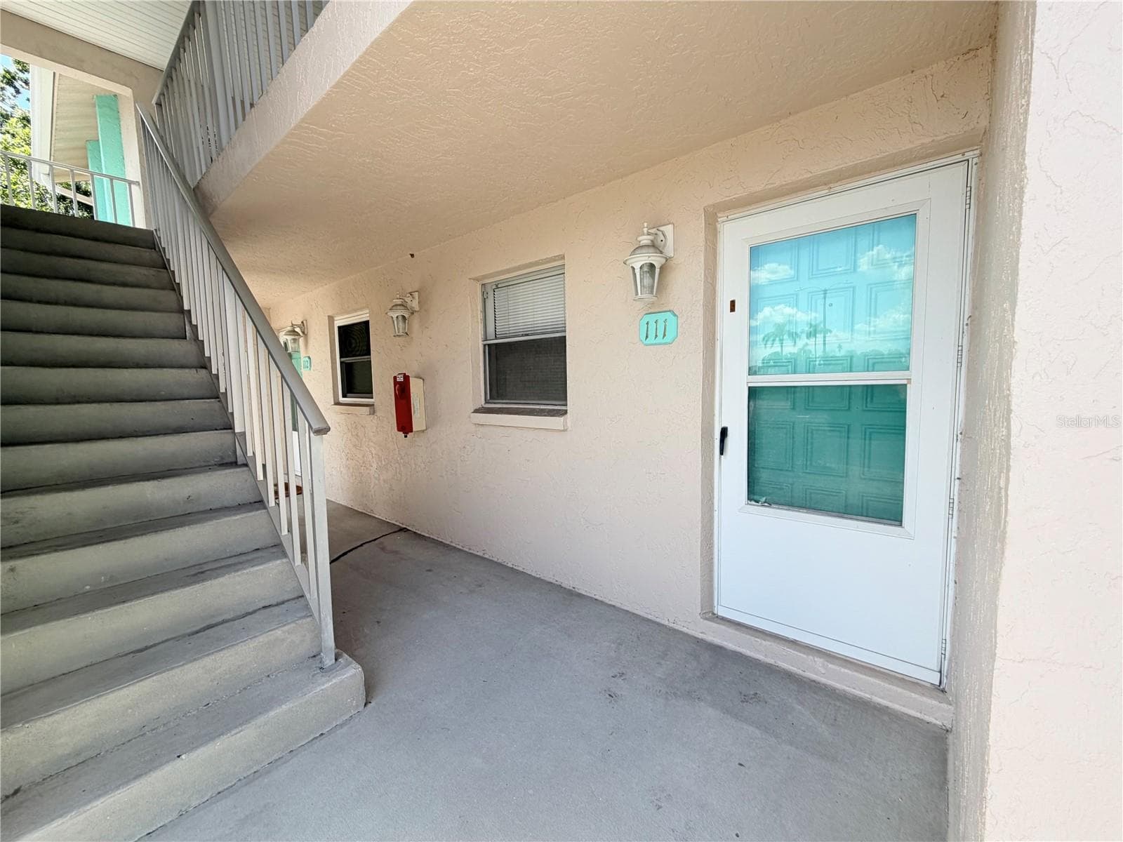 Condominium at 8151 HEATHERWOOD DR #111, SEMINOLE, photo 3 of 26
