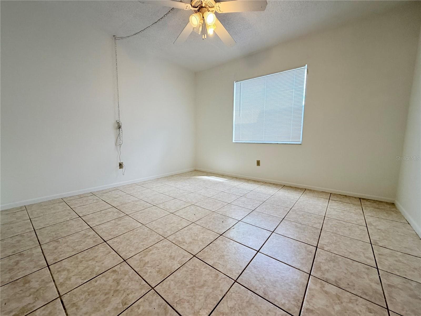 2nd Bdrm - 8151 HEATHERWOOD DR #111, SEMINOLE