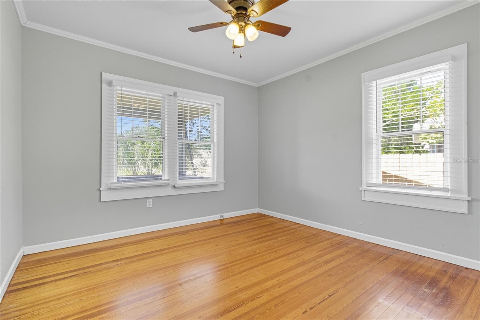 Single Family Residence at 4701 HAINES RD N, ST PETERSBURG, photo 9 of 37