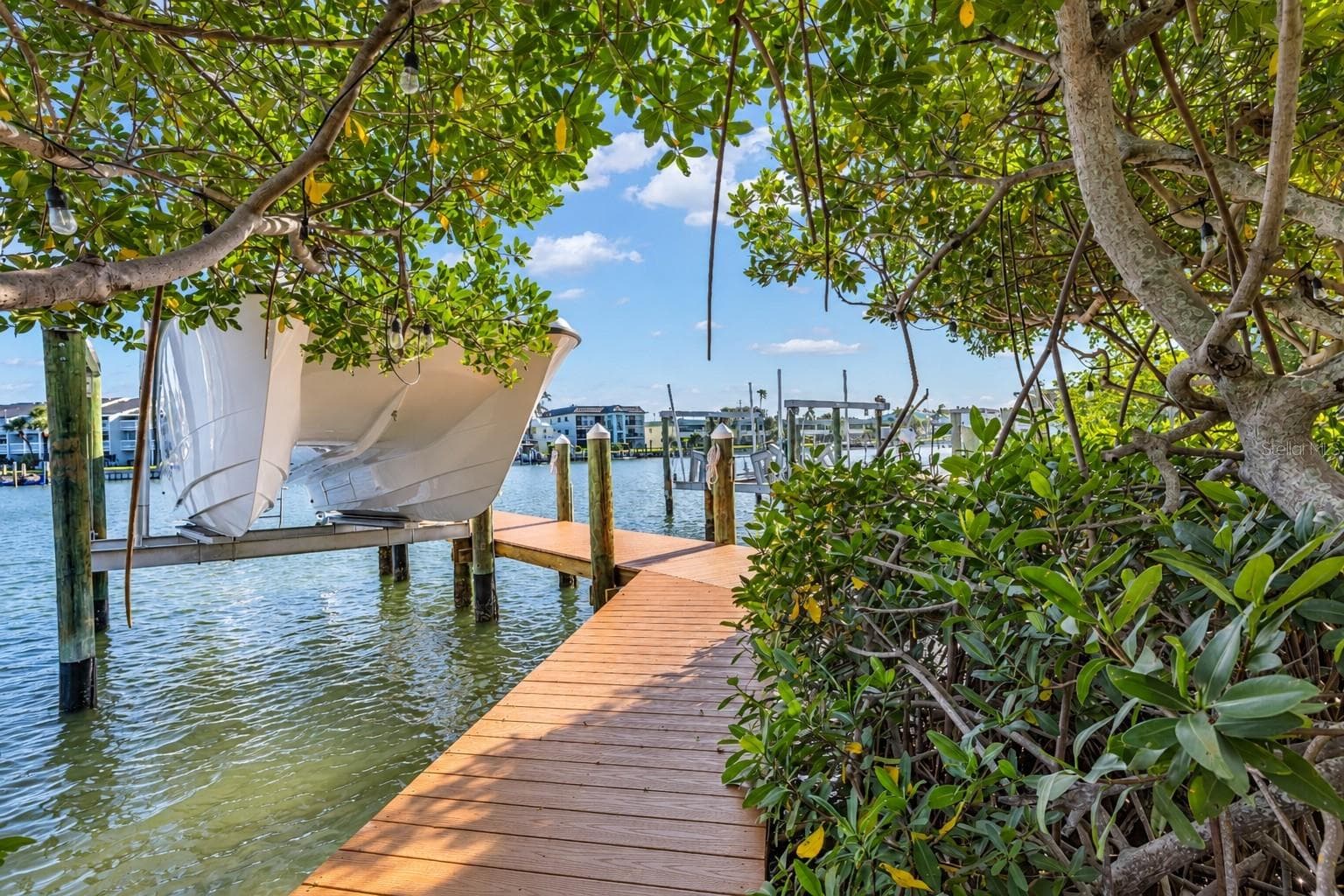Single Family Residence at 12016 LAGOON LN, TREASURE ISLAND, photo 10 of 50
