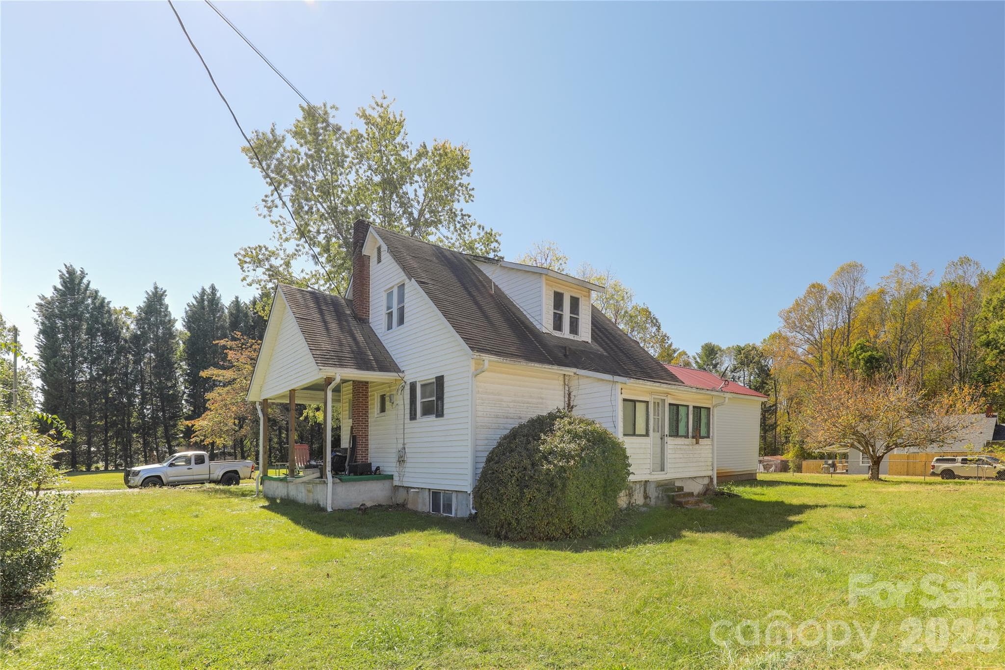 Single Family Residence at 44 B Street, East Flat Rock, photo 11 of 16