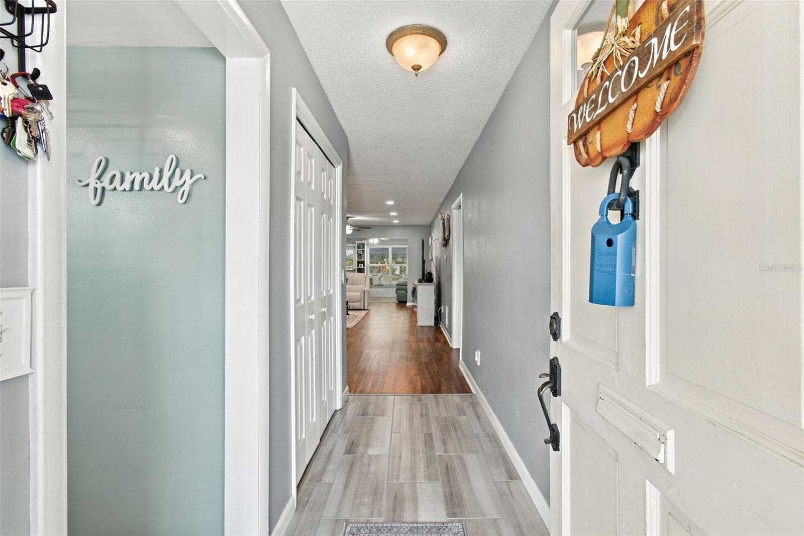 Hall From Front Door - 1659 S LAKE AVE #1, CLEARWATER
