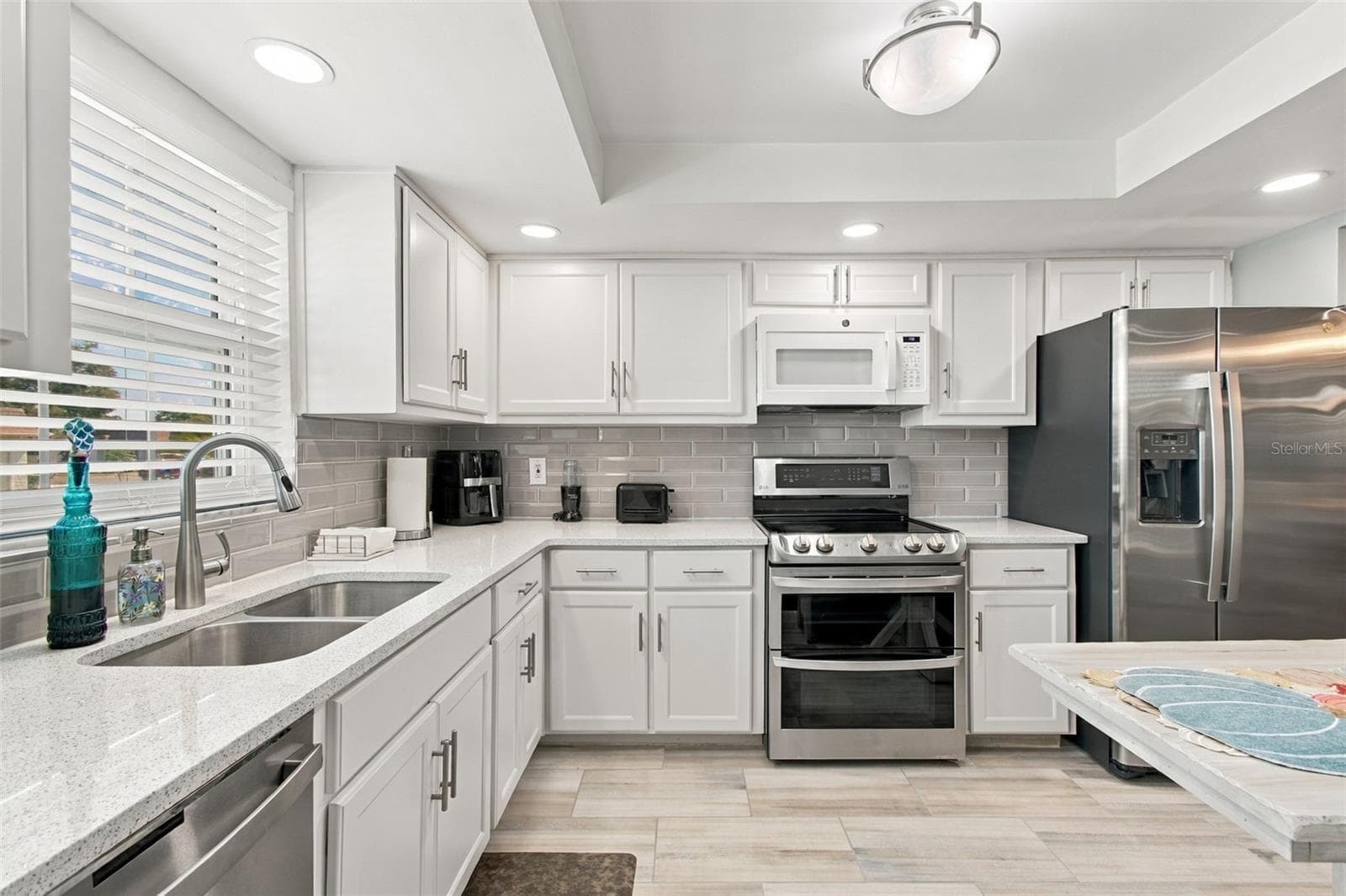Kitchen 1 - 1659 S LAKE AVE #1, CLEARWATER