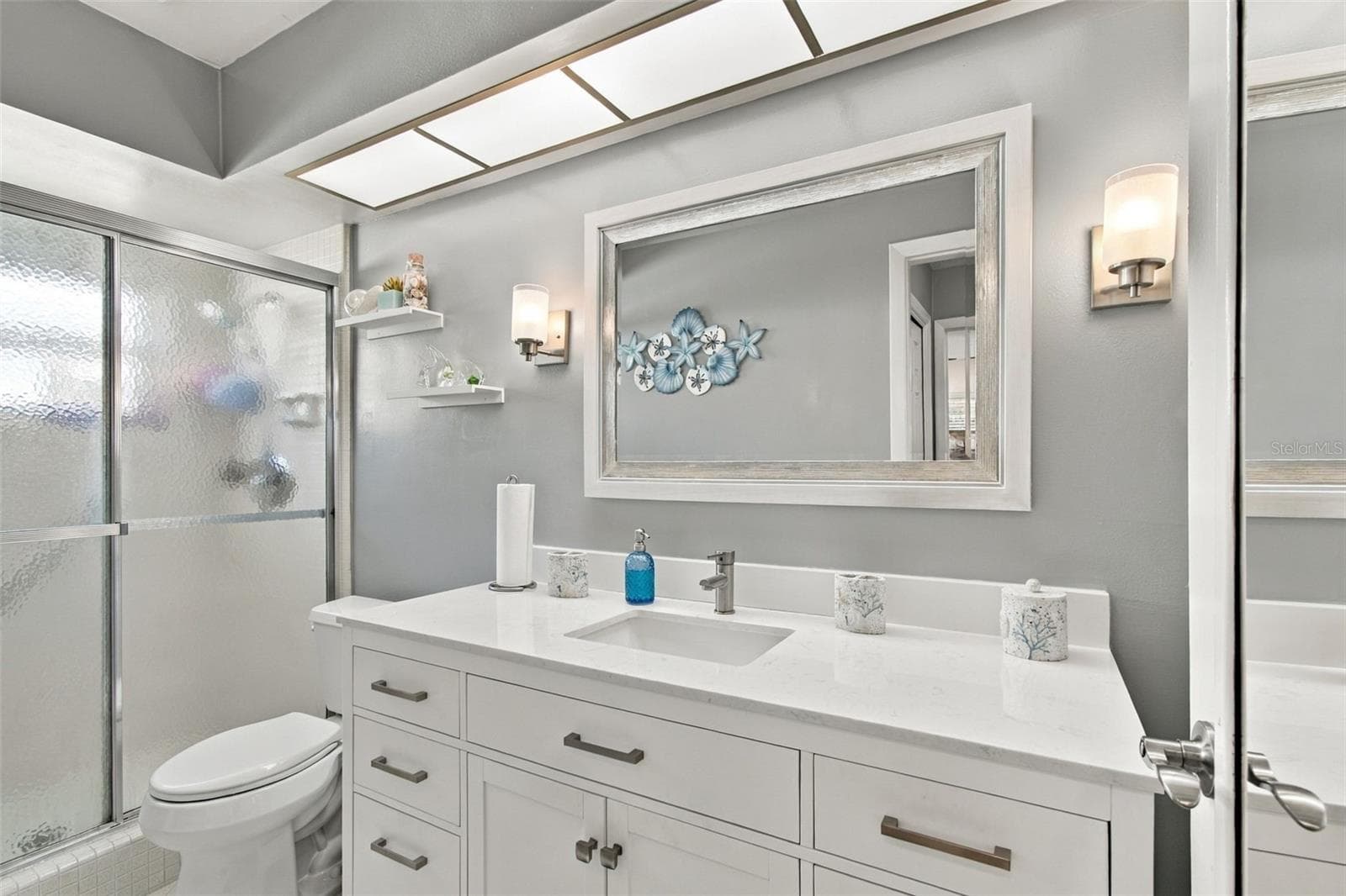 Master Bathroom - 1659 S LAKE AVE #1, CLEARWATER