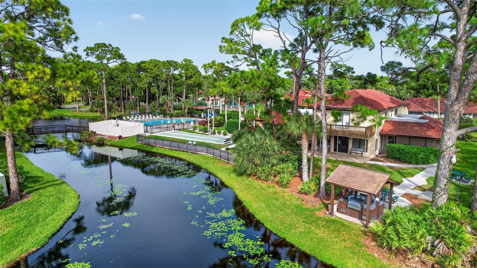 Club House, Grilling Area, Shuffleboard, Pool area - 3728 PINECONE CT #164, SARASOTA