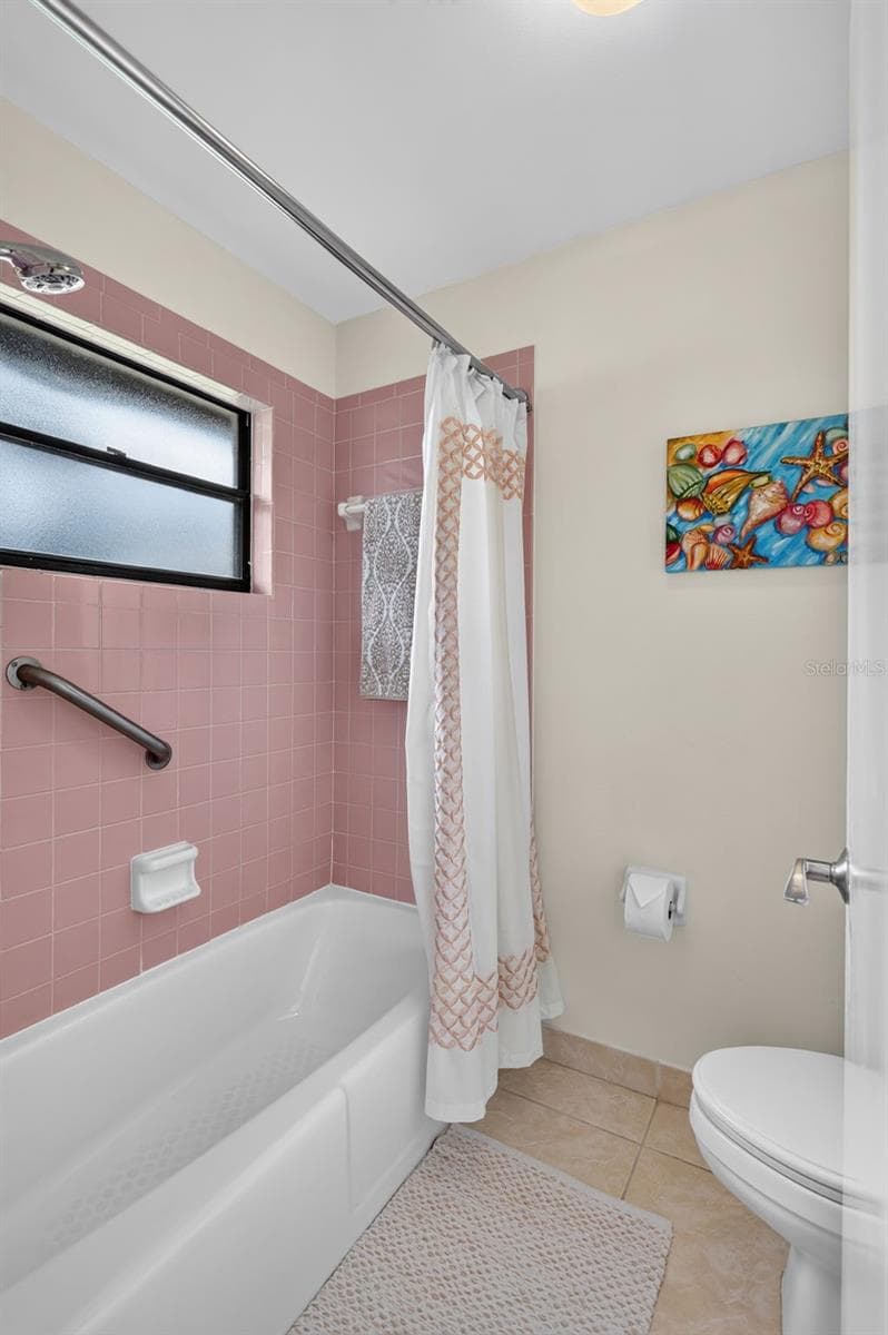 Tub/Shower Combo - 3728 PINECONE CT #164, SARASOTA