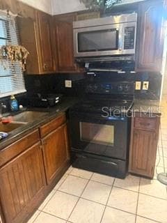 1800 SE 52ND CT
