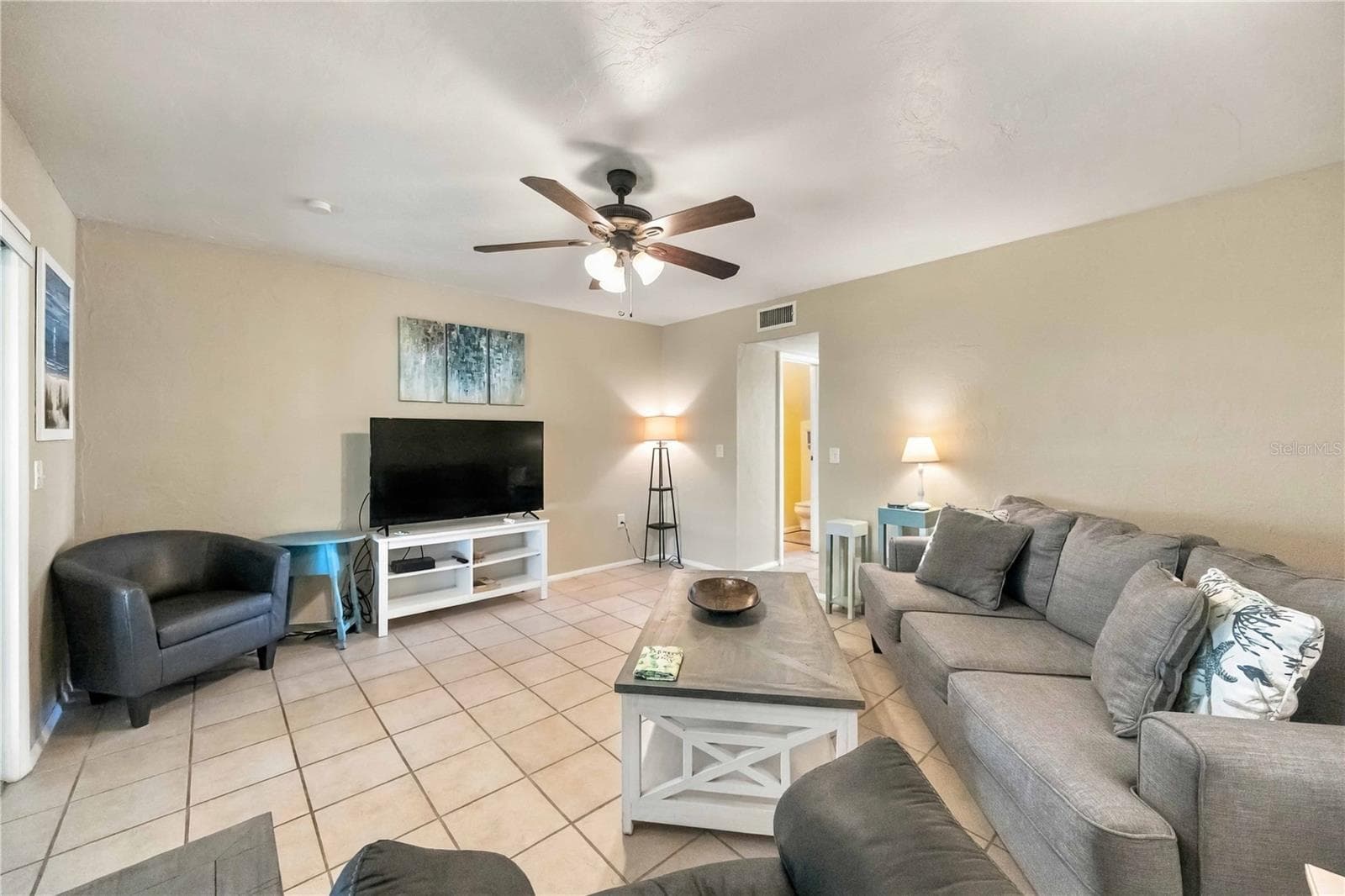 Condominium at 168 CIRCLEWOOD DR #102, VENICE, photo 11 of 31