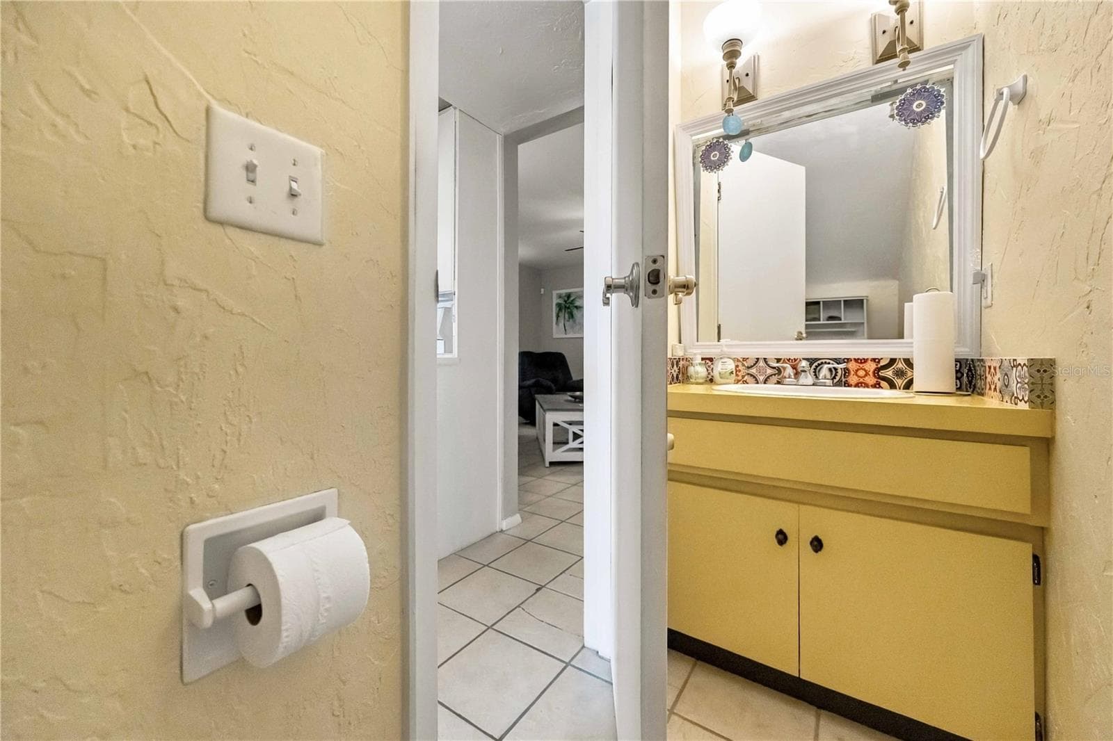 Condominium at 168 CIRCLEWOOD DR #102, VENICE, photo 17 of 31