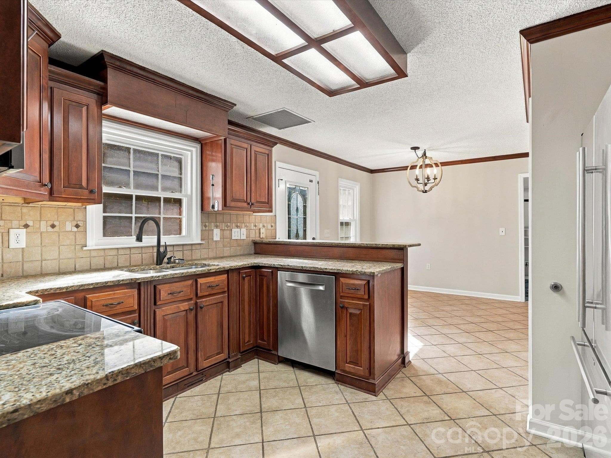 Single Family Residence at 8898 Webb Road, Stanfield, photo 14 of 36