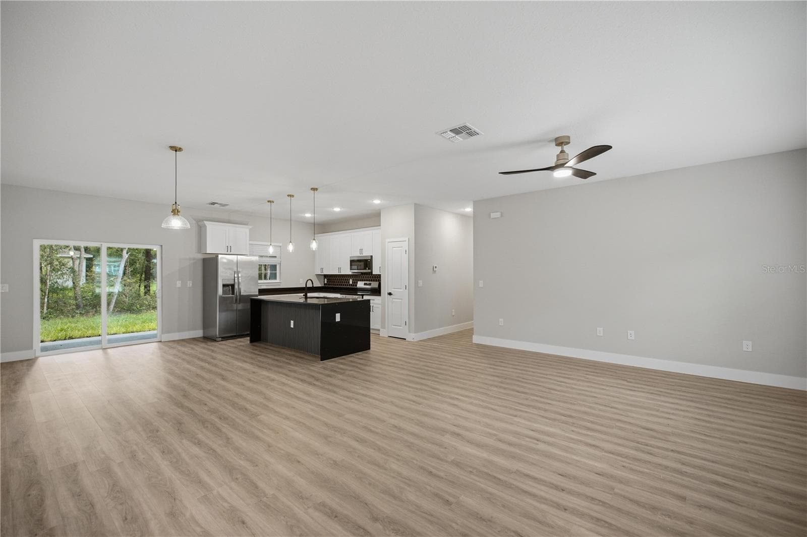 Single Family Residence at 9235 N DANUBE LOOP, CITRUS SPRINGS, photo 4 of 32
