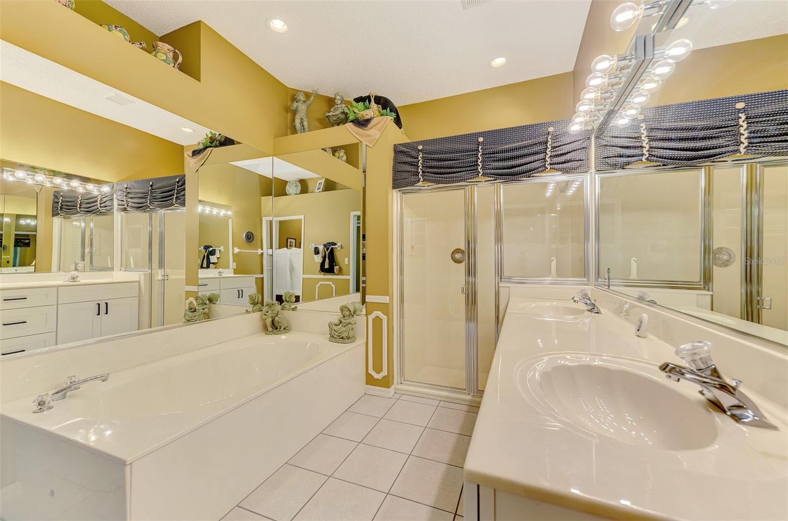 Villa at 748 CONNEMARA CT, VENICE, photo 40 of 74