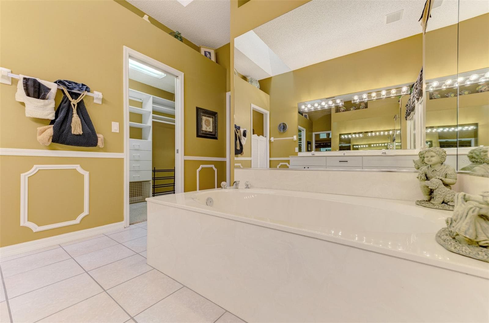 Villa at 748 CONNEMARA CT, VENICE, photo 41 of 74