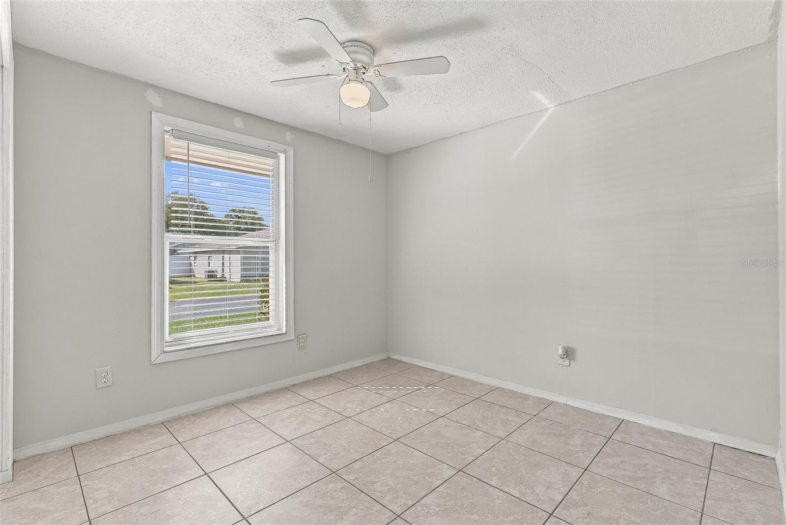 Single Family Residence at 9608 ELGIN CT, TAMPA, photo 21 of 34