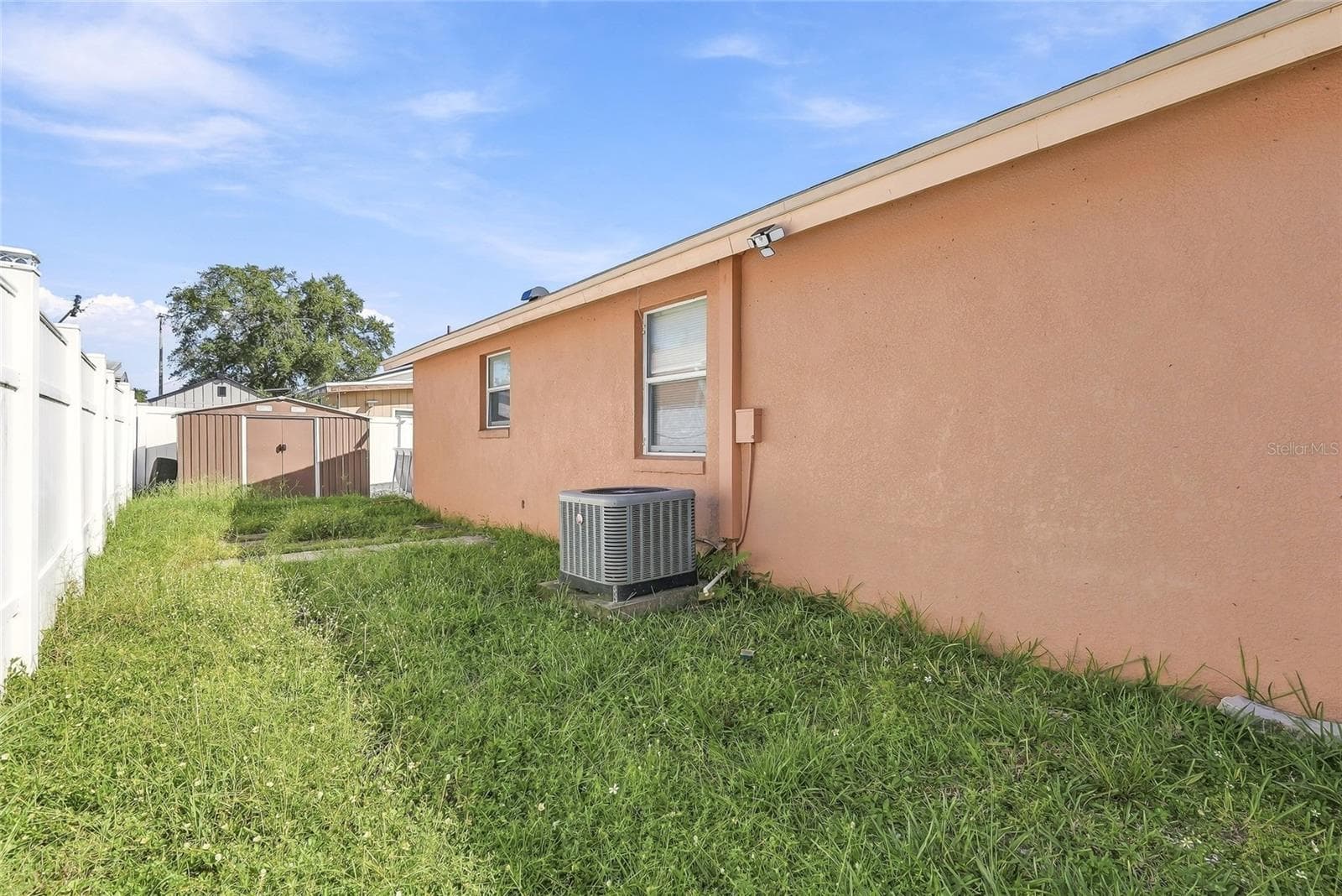 Single Family Residence at 9608 ELGIN CT, TAMPA, photo 27 of 34