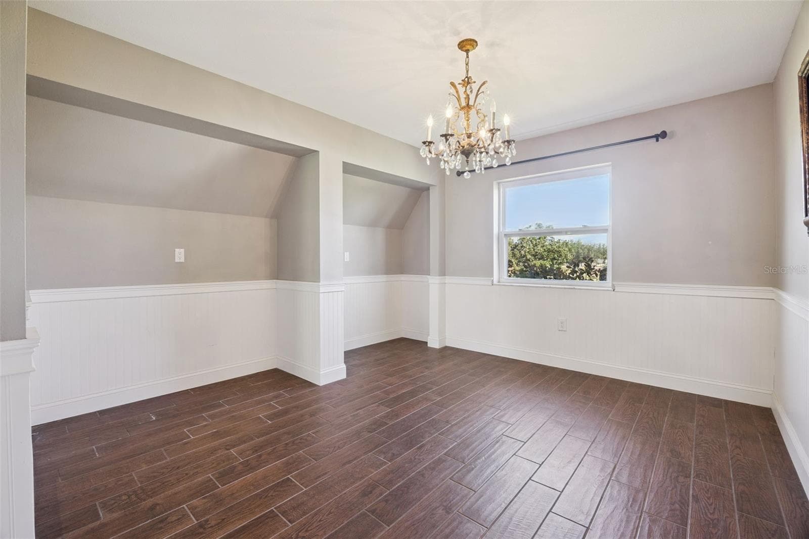 Dining Room right off the kitchen - 16131 JOHNS LAKE RD, CLERMONT