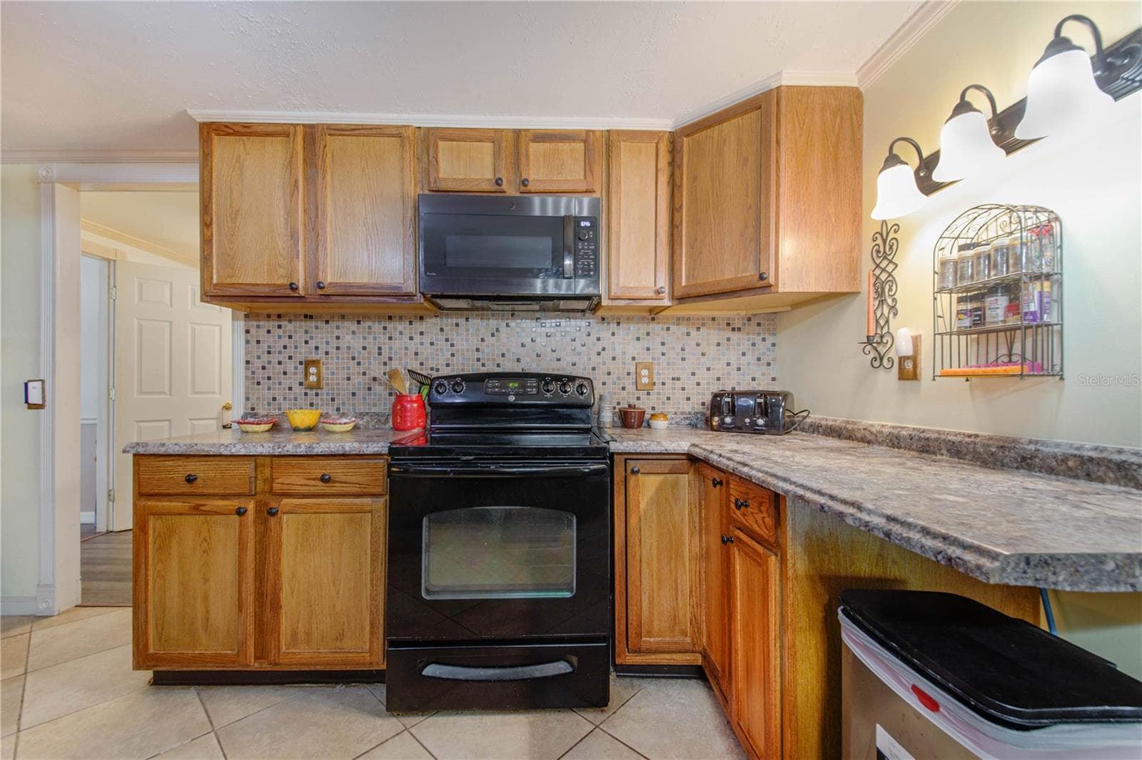 Manufactured Home at 4171 ROLLING OAKS DR, WINTER HAVEN, photo 17 of 43