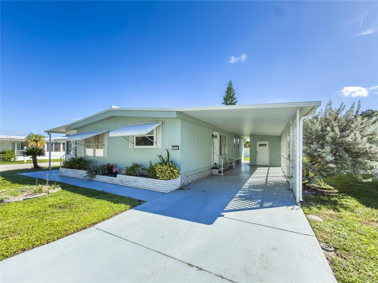Front of Home - 808 53RD AVE E #223, BRADENTON