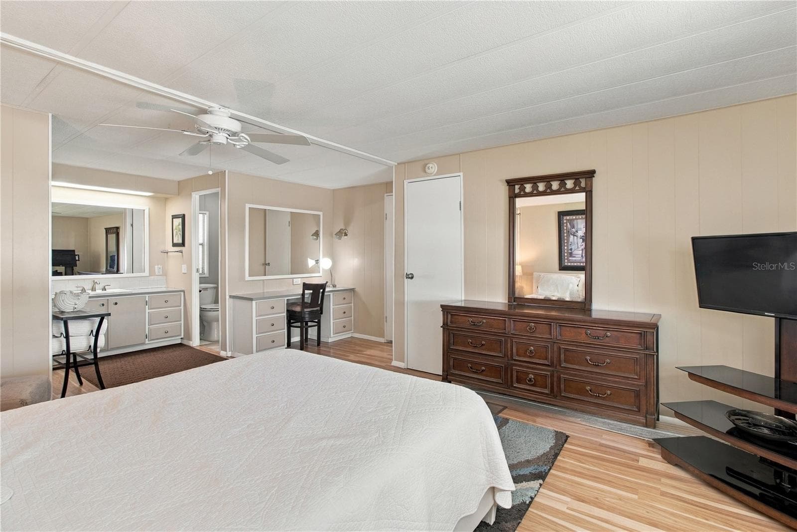 Primary Bedroom - 808 53RD AVE E #223, BRADENTON