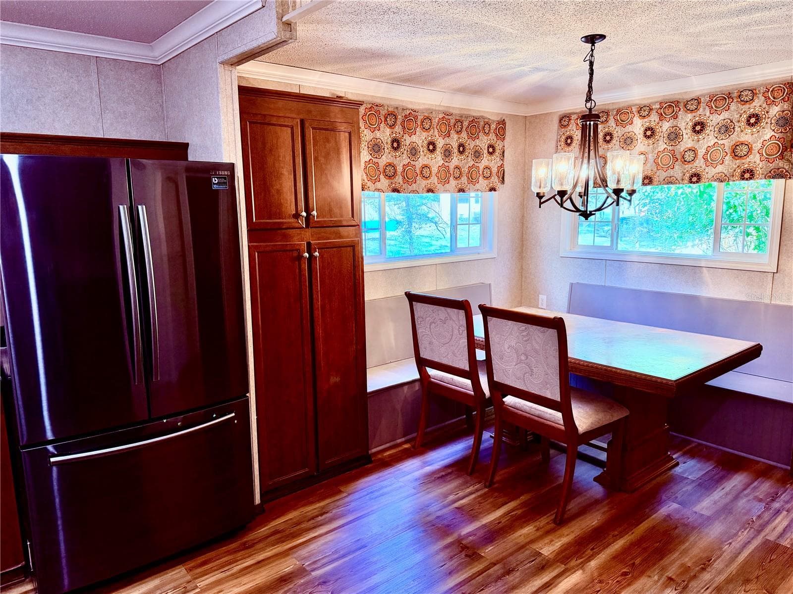 Manufactured Home at 664 SW KENTUCKY ST, FORT WHITE, photo 8 of 40