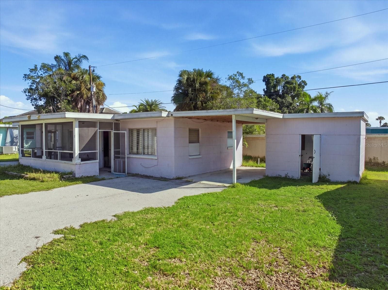 Duplex at 25452 SHORE DR, PUNTA GORDA, photo 10 of 22