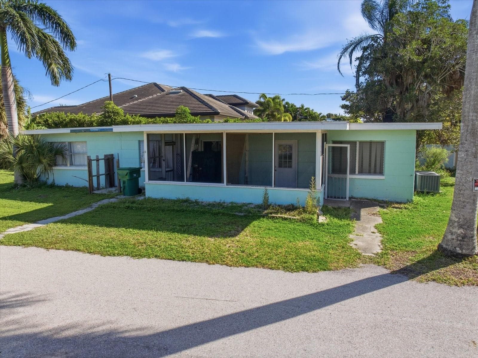 Duplex at 25452 SHORE DR, PUNTA GORDA, photo 12 of 22