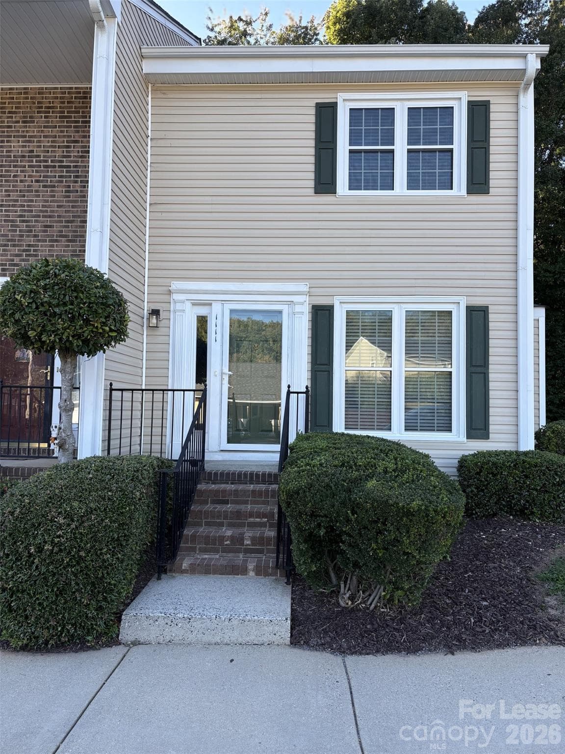 1111 Surry Lane