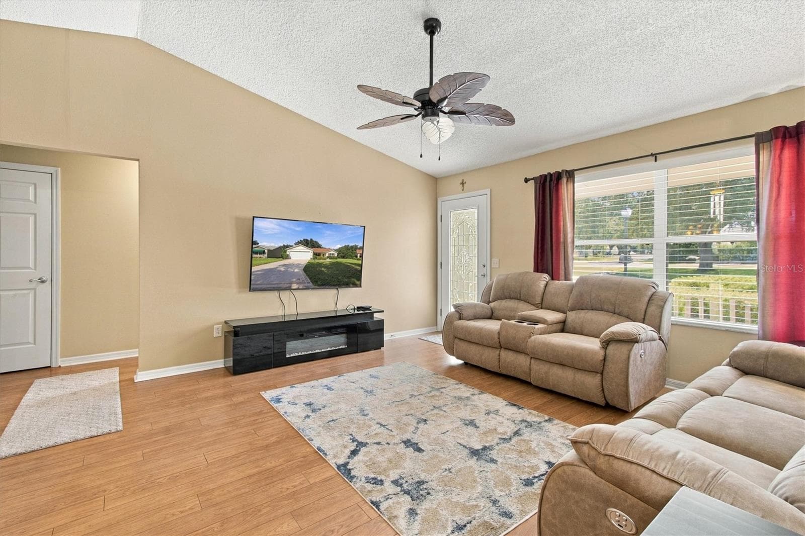 Single Family Residence at 7999 SE 174TH BELHAVEN LOOP, THE VILLAGES, photo 5 of 33