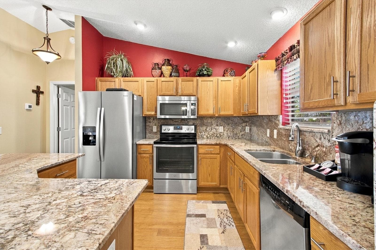 Single Family Residence at 7999 SE 174TH BELHAVEN LOOP, THE VILLAGES, photo 9 of 33