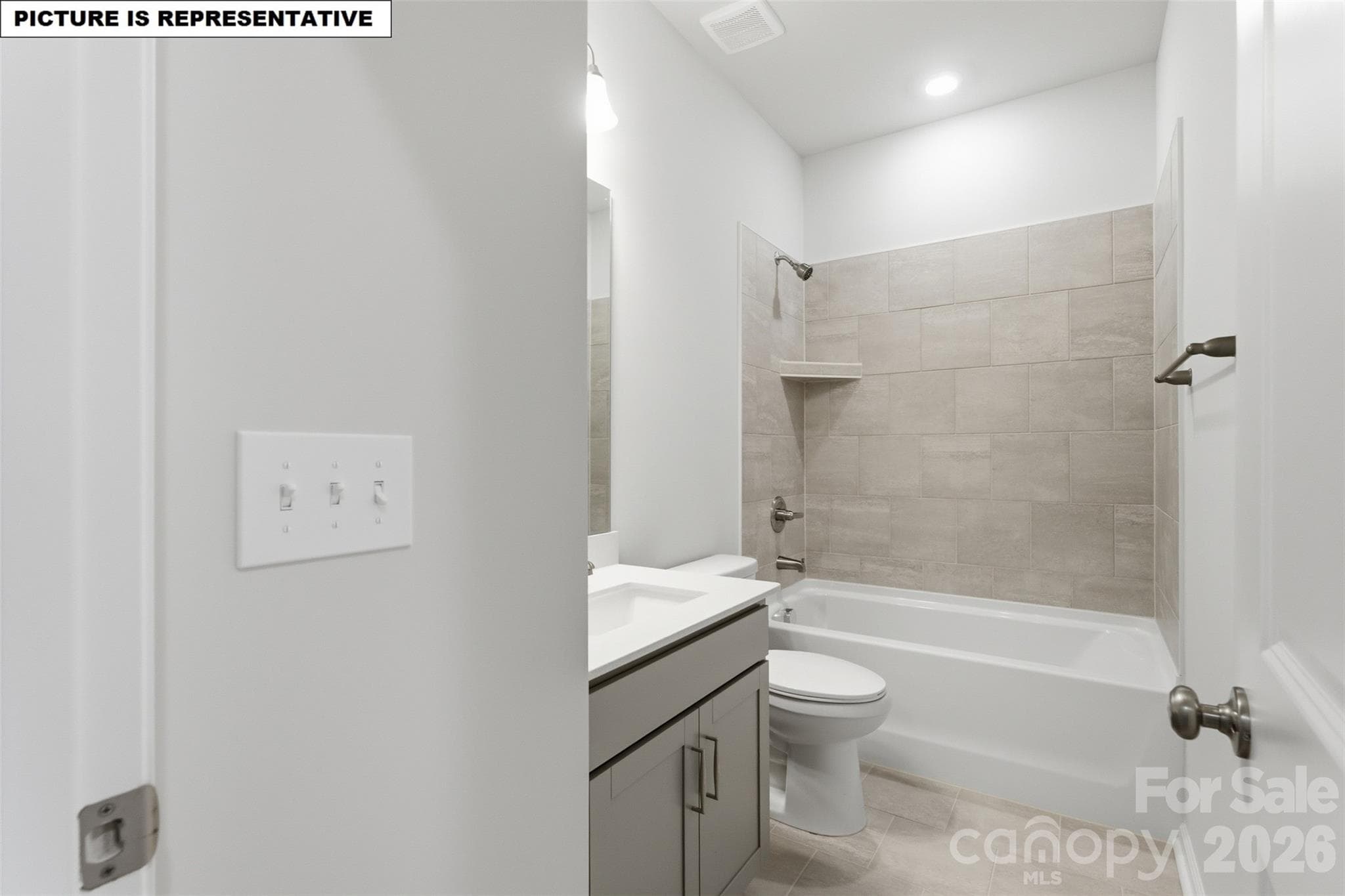Townhouse at 4610 Lakeview Road, Charlotte, photo 19 of 20