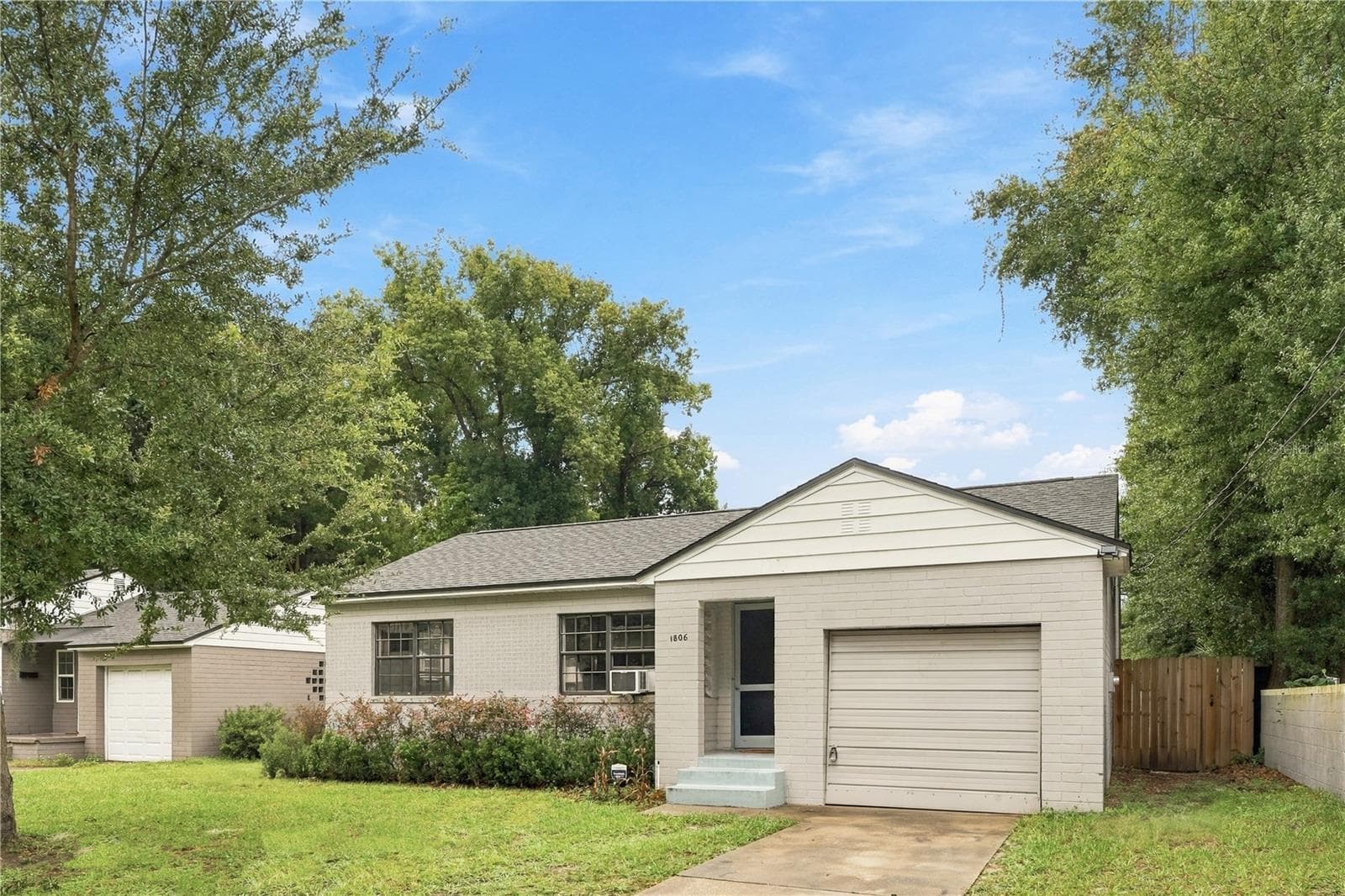Single Family Residence at 1806 HILLCREST ST, ORLANDO, photo 2 of 25