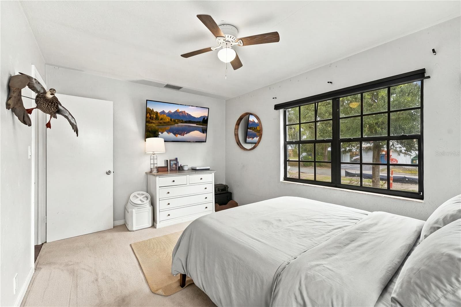 Single Family Residence at 1806 HILLCREST ST, ORLANDO, photo 14 of 25
