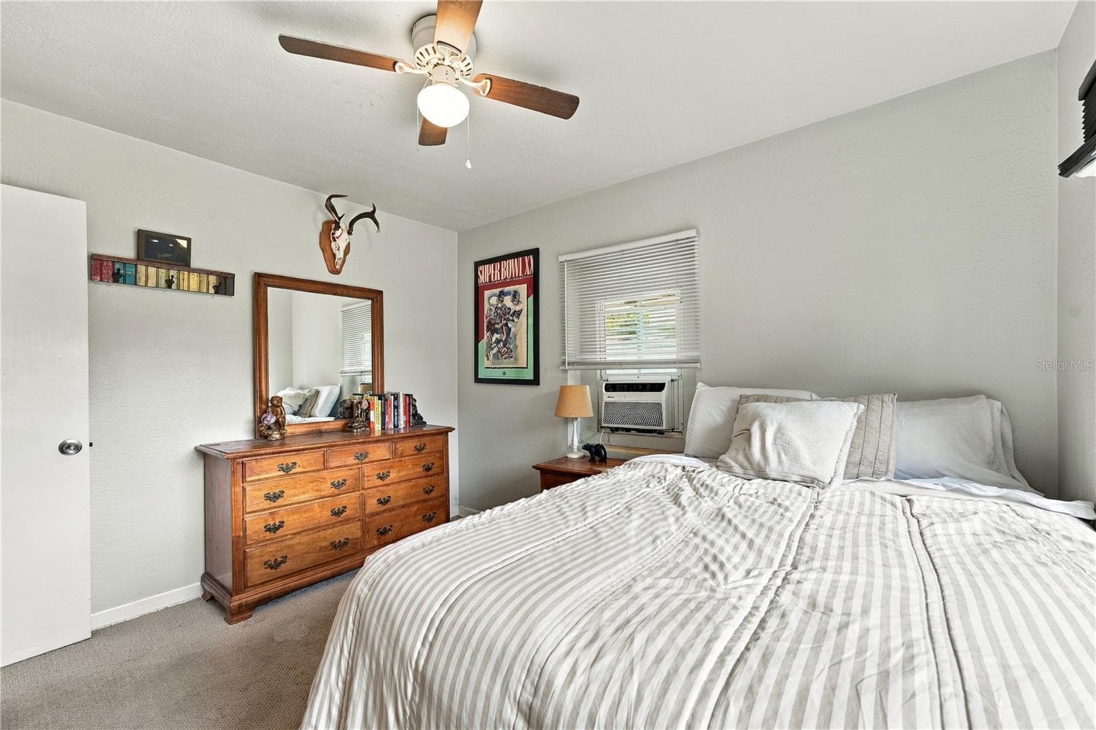 Single Family Residence at 1806 HILLCREST ST, ORLANDO, photo 18 of 25
