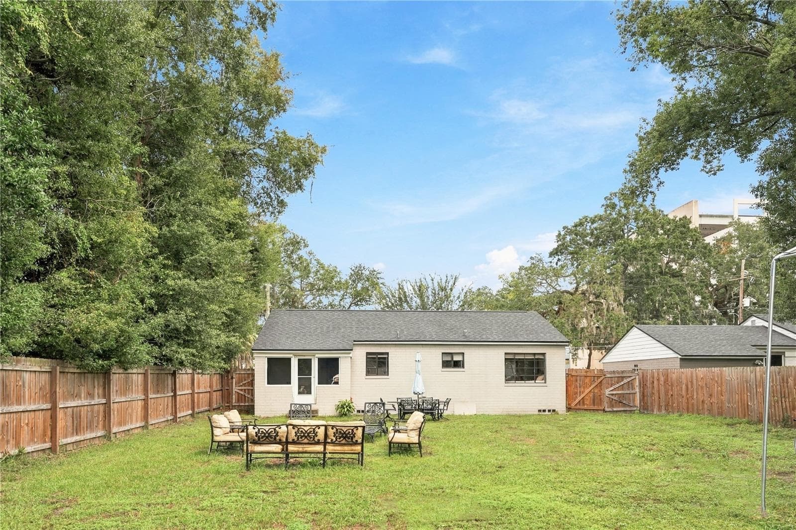Single Family Residence at 1806 HILLCREST ST, ORLANDO, photo 24 of 25