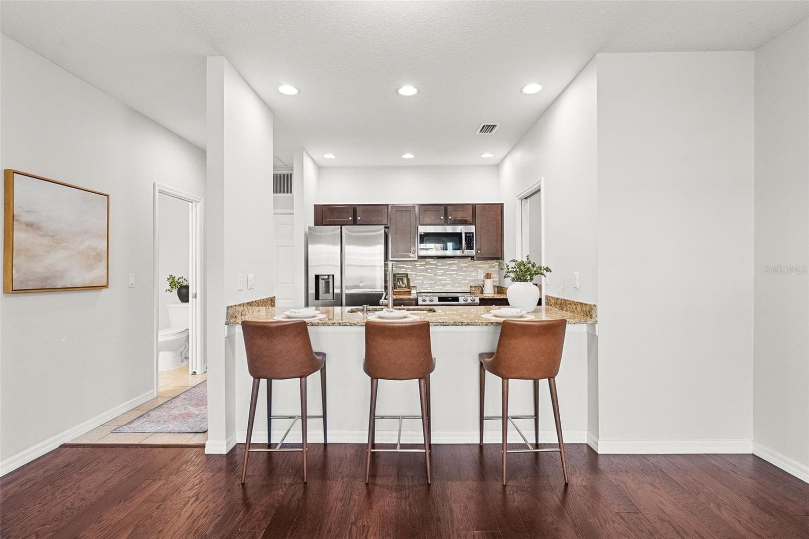 Townhouse at 1282 CALUSA CIR, CLEARWATER, photo 10 of 38