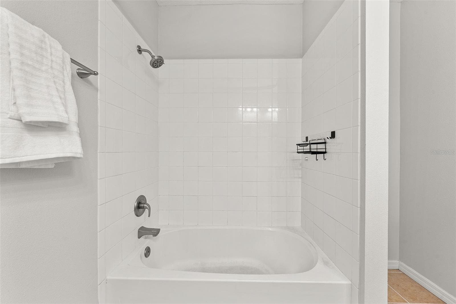 Townhouse at 1282 CALUSA CIR, CLEARWATER, photo 27 of 38