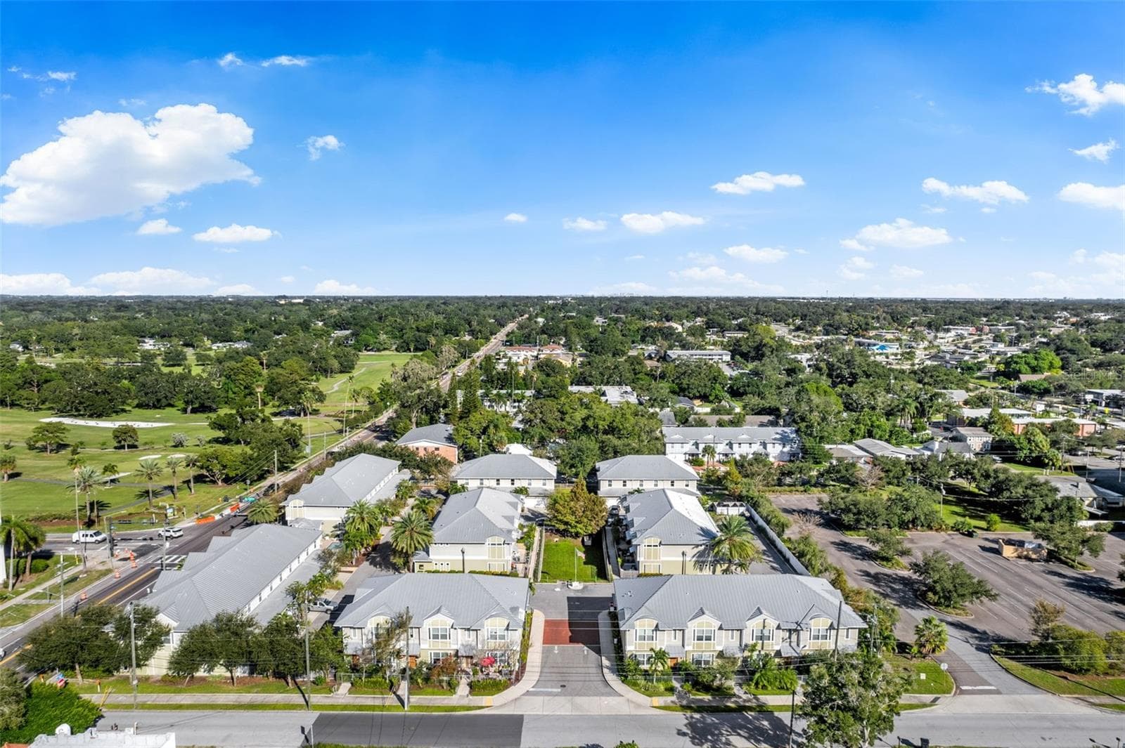 Townhouse at 1282 CALUSA CIR, CLEARWATER, photo 37 of 38
