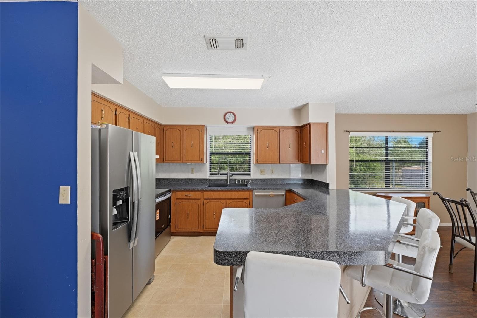 Single Family Residence at 2500 RIM DR, SPRING HILL, photo 12 of 53