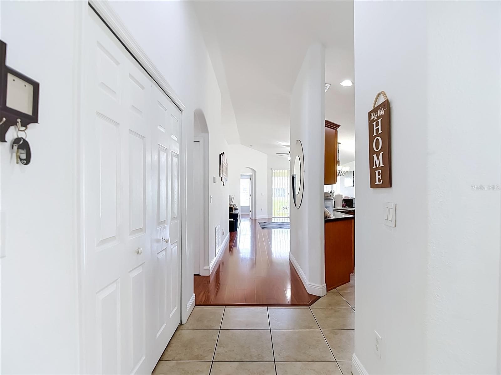 Single Family Residence at 5533 TURTLE CROSSING LOOP, TAMPA, photo 5 of 34