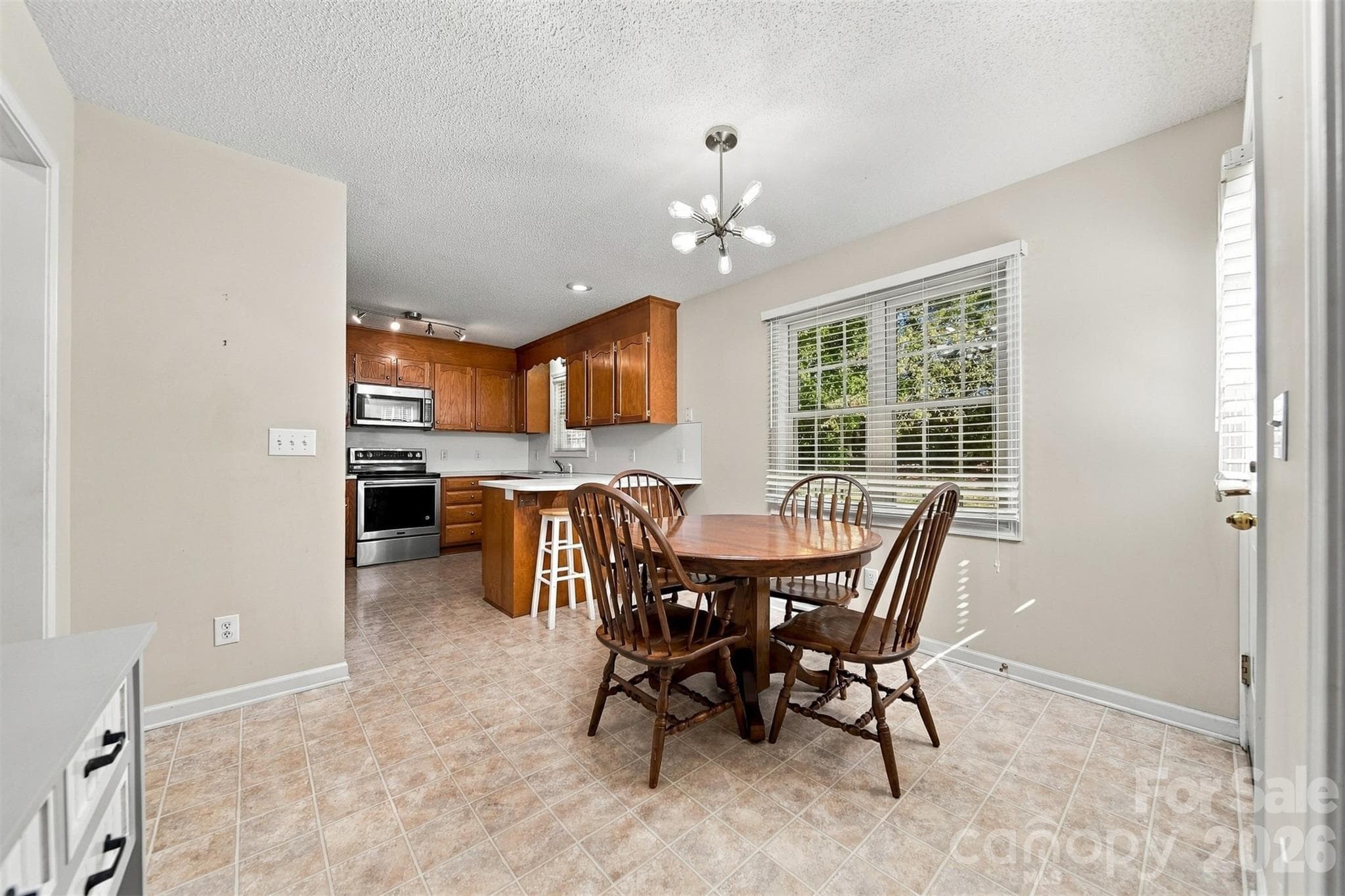Single Family Residence at 4876 Sandstone Drive, Conover, photo 10 of 48